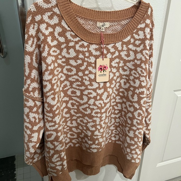 NEW tan leopard cozy sweater - Picture 11 of 11